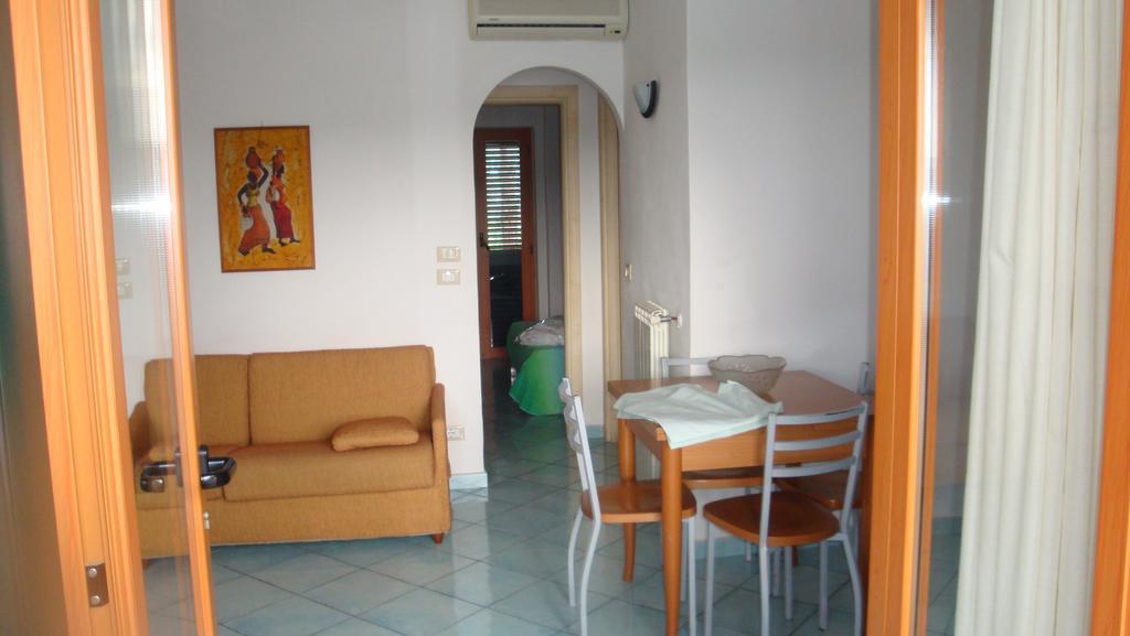Ischia Uno Residence Forio di Ischia Zimmer foto